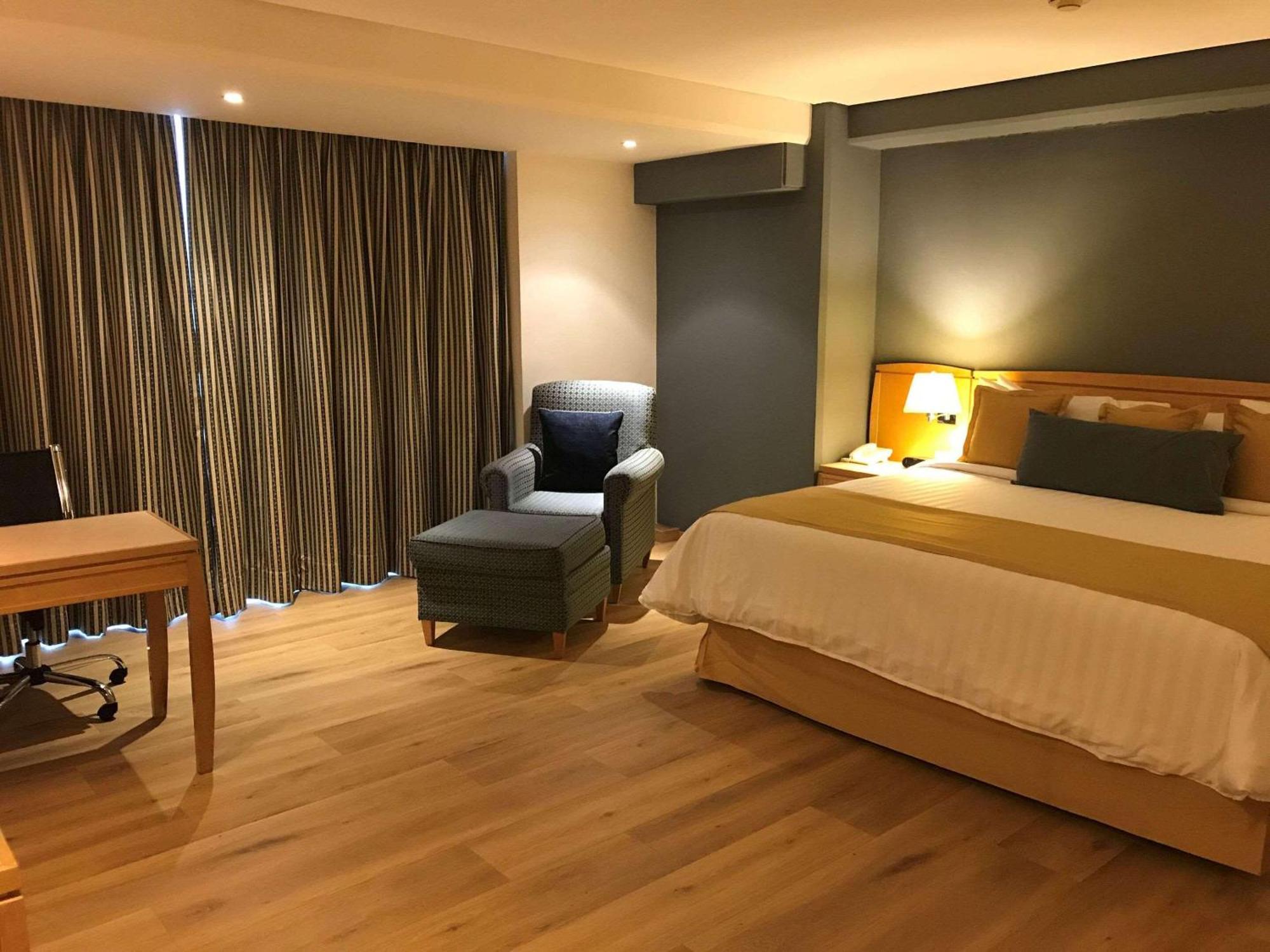 Radisson Paraiso Hotel מקסיקו סיטי מראה חיצוני תמונה A room at the hotel